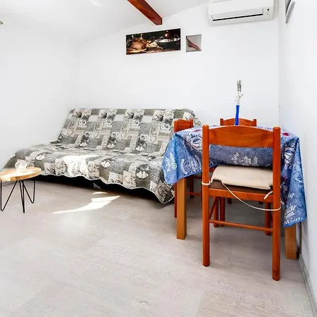 Apartman Nena *